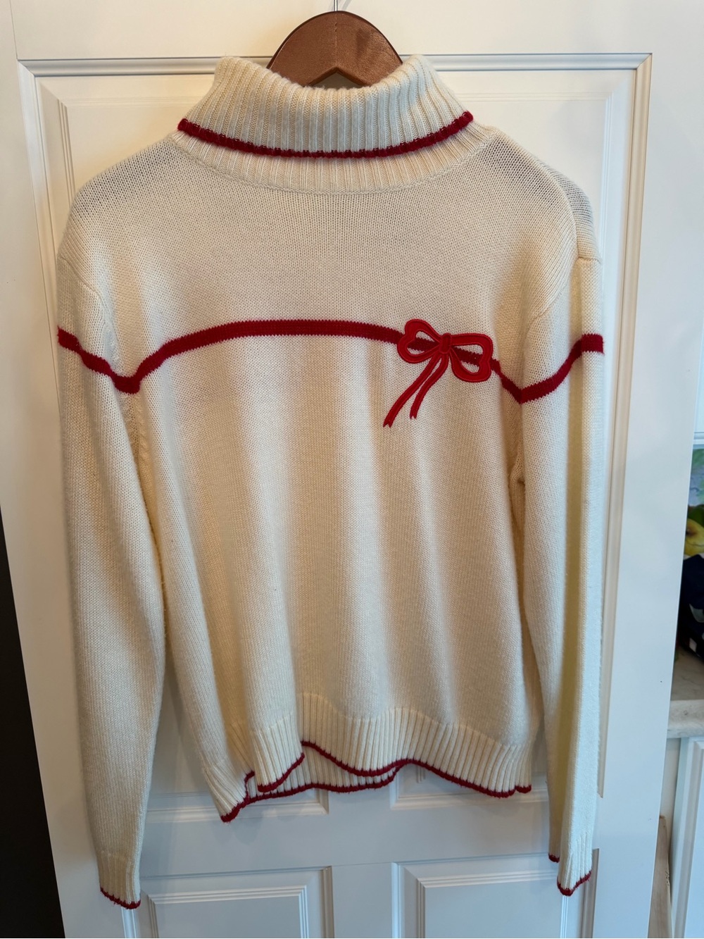 Vintage Villager Sport Liz Claiborne Bow Turtleneck Sweater Cream Red Coquette L
